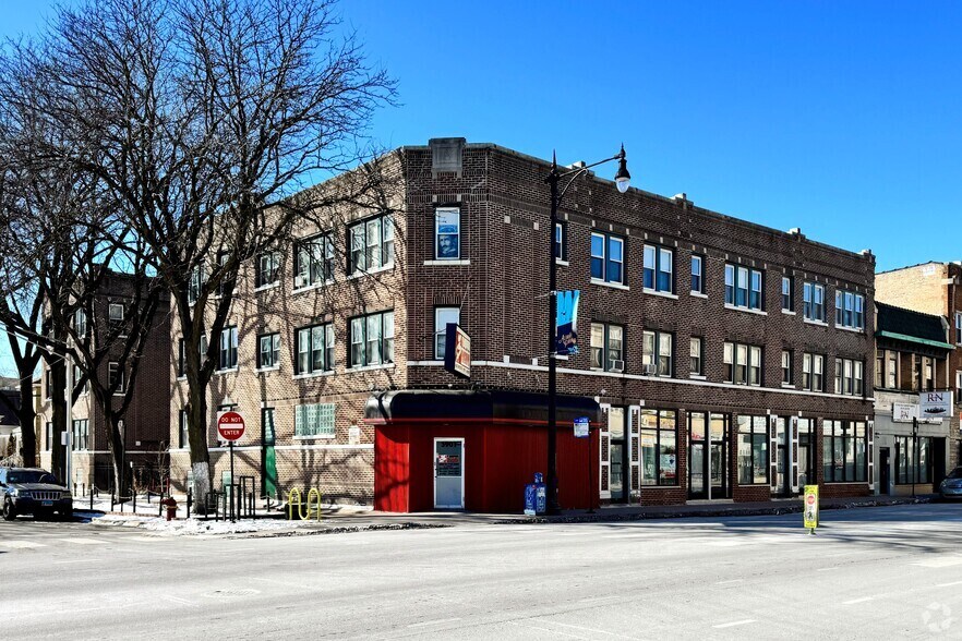 Primary Photo Of 3901-3910 W Lawrence Ave, Chicago Flex For Lease