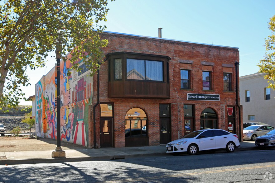 Primary Photo Of 310-312 1st St, Marysville Office Residential For Lease