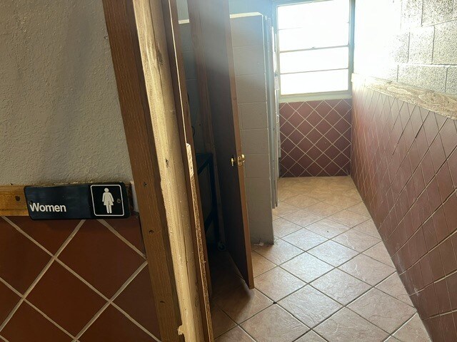 More Photos Of 6226 US-180 Hwy, Snyder Specialty For Sale
