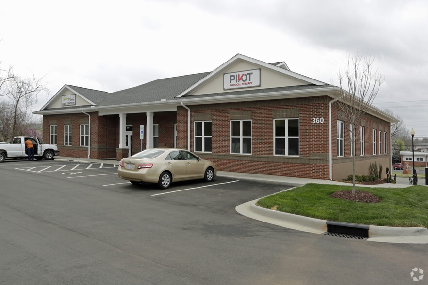 Primary Photo Of 360 West St, Pittsboro Medical For Lease