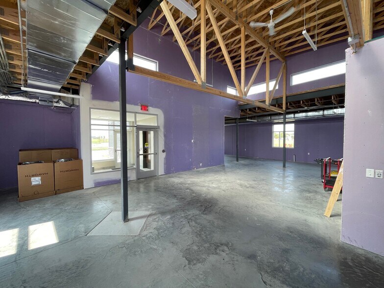 More Photos Of 2602 34th S st, Moorhead Office For Lease