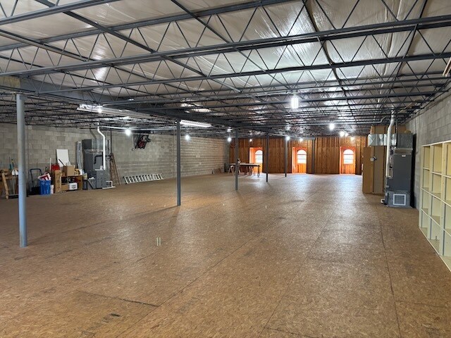 More Photos Of 2225 W Franklin St, Evansville Storefront For Sale