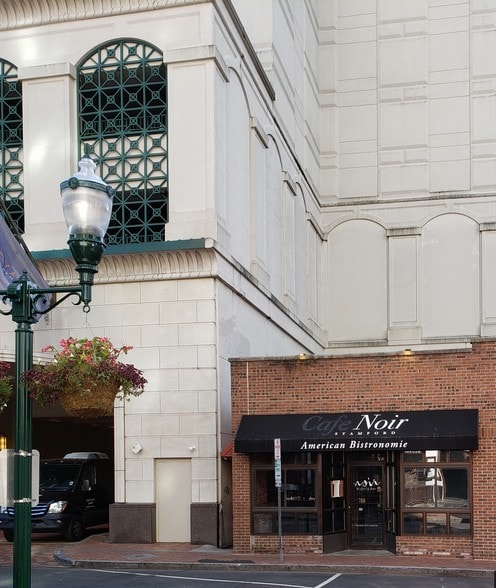 More Photos Of 227 Summer St, Stamford Restaurant For Lease