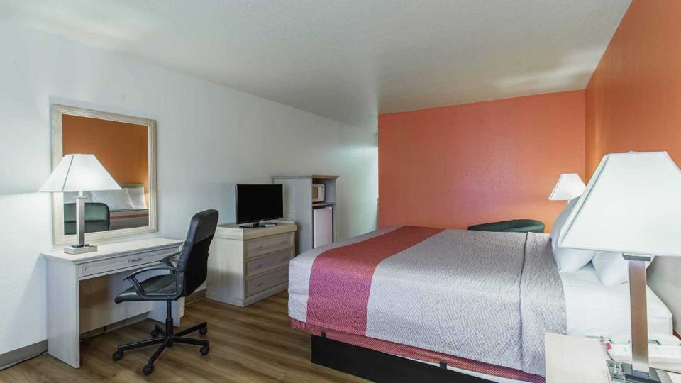 More Photos Of 1303 S Main St, Lordsburg Hotel For Sale