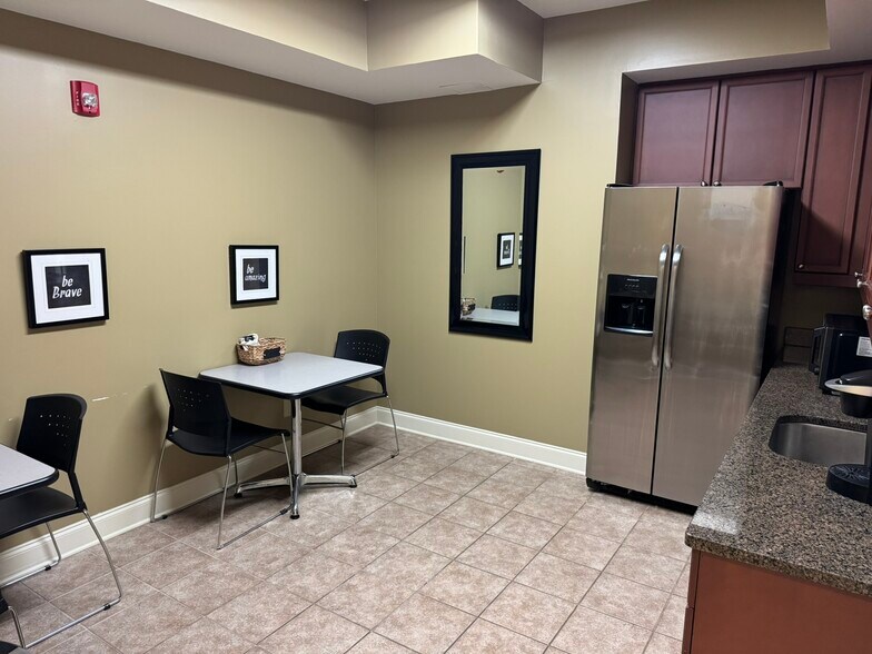 More Photos Of 1325 Satellite Blvd, Suwanee Office For Sale