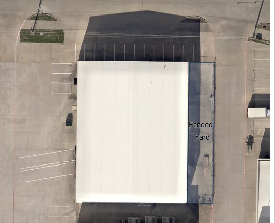 More Photos Of 3540 Shelby Ln, Denton Warehouse For Lease