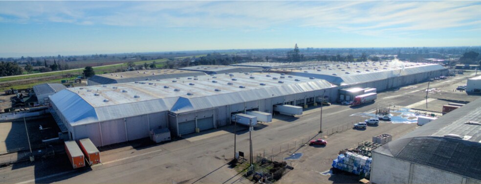 More Photos Of 4355 E Fremont St, Stockton Warehouse For Lease