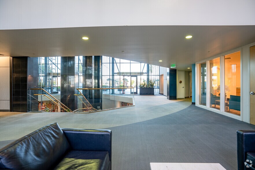 More Photos Of 700 Airport Blvd, Burlingame Office For Lease