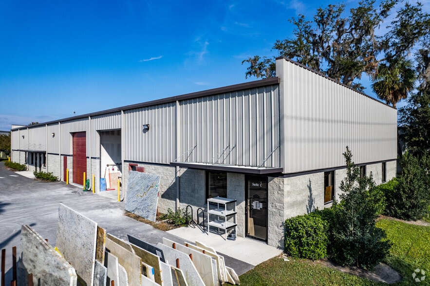 More Photos Of 715 Golden Spike Ln, Sanford Warehouse For Lease