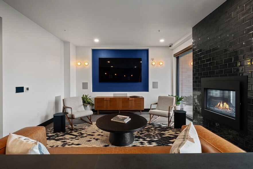 More Photos Of 104 12th Ave, Seattle Apartments For Lease