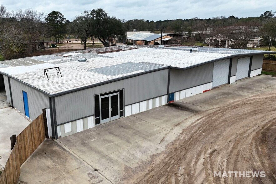 More Photos Of 11838 FM 3083 Rd, Conroe Warehouse For Sale