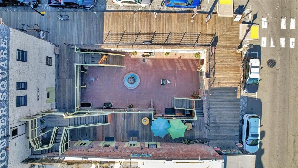 More Photos Of 900-906 2nd St, Sacramento Storefront For Lease