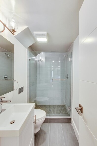 More Photos Of 751 Capp st, San Francisco Apartments For Sale