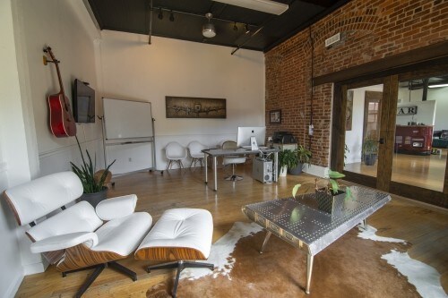 More Photos Of 3800 St. Elmo Ave, Chattanooga Loft Creative Space For Lease