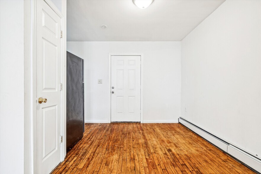 More Photos Of 458 Swinton Ave, Bronx Apartments For Sale