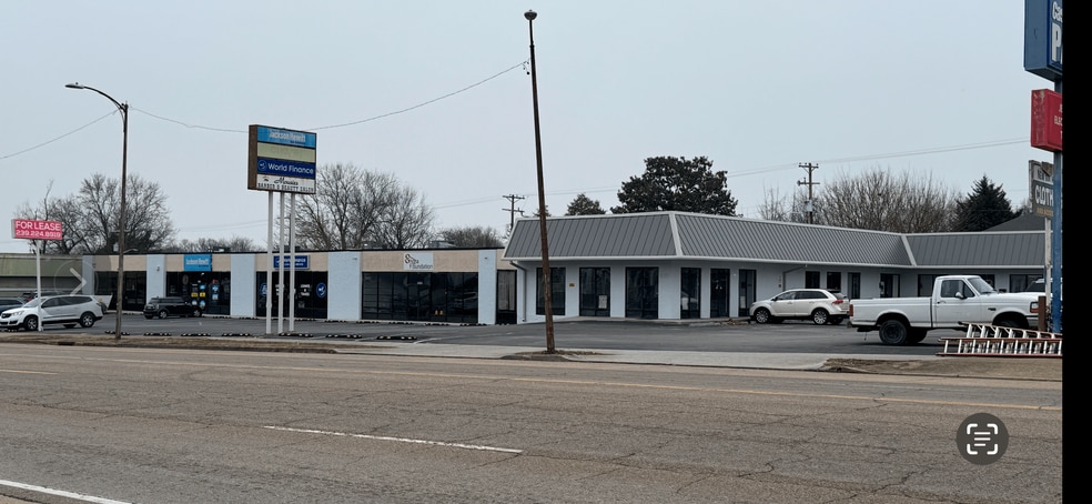 More Photos Of 2115-2131 E Magnolia ave, Knoxville Storefront For Sale
