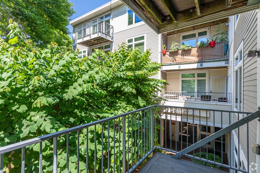 More Photos Of 7 Cameron Ave, Cambridge Apartments For Sale