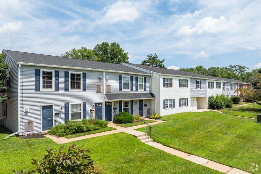 More Photos Of 9071 Mill Creek Rd, Levittown Apartments For Lease