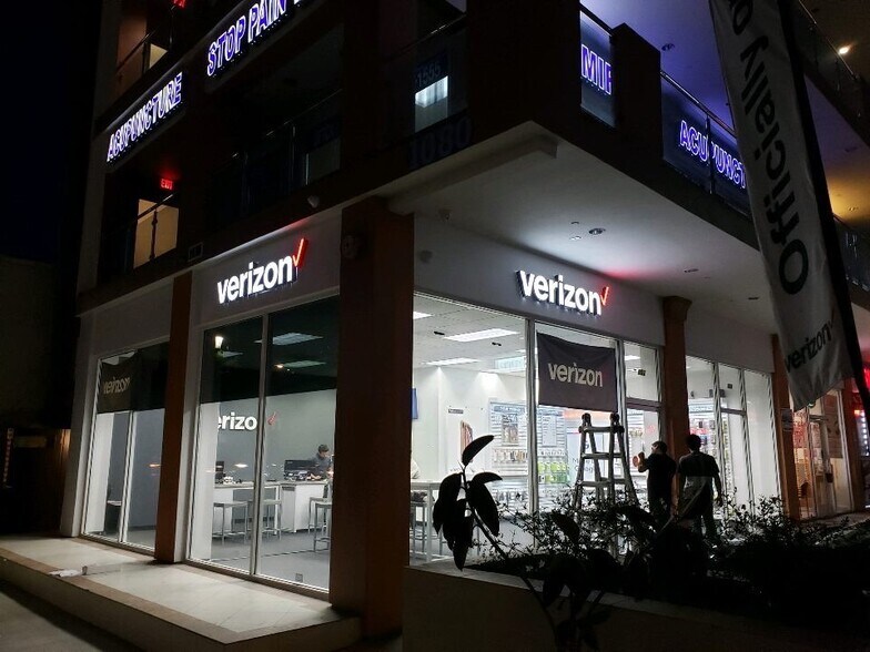 More Photos Of 1080 S La Cienega Blvd, Los Angeles Office For Lease