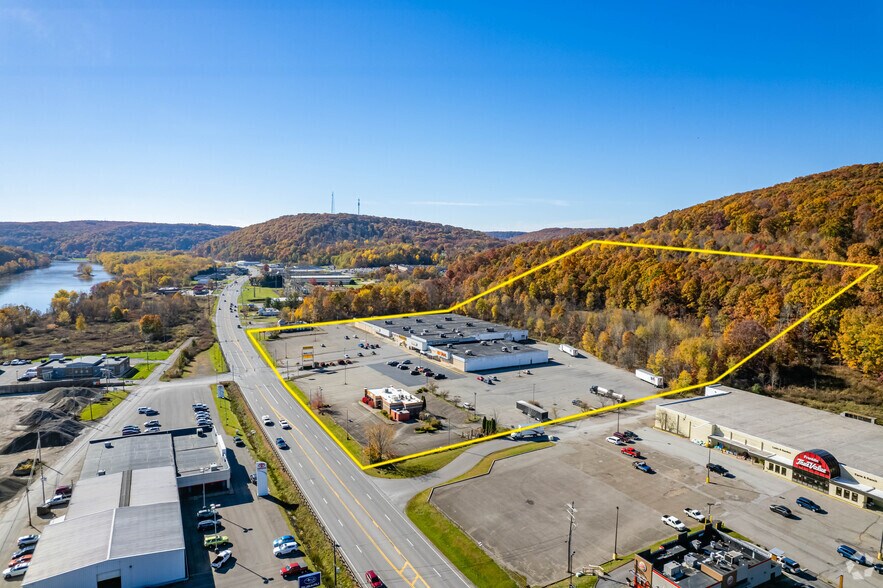 More Photos Of 697 Allegheny Blvd, Franklin Unknown For Lease