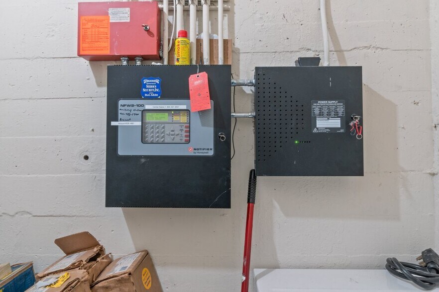 More Photos Of 311-313 W Baltimore St, Baltimore Apartments For Sale