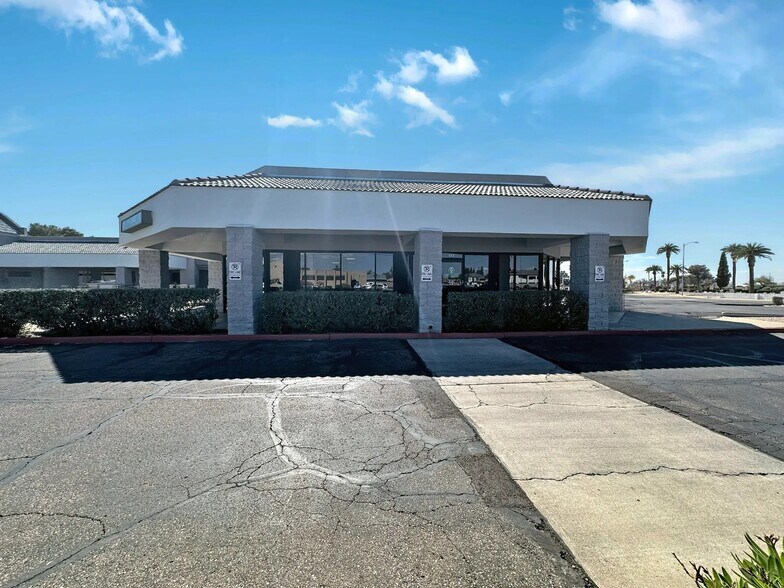 More Photos Of 5957 W Northern Ave, Glendale Unknown For Lease