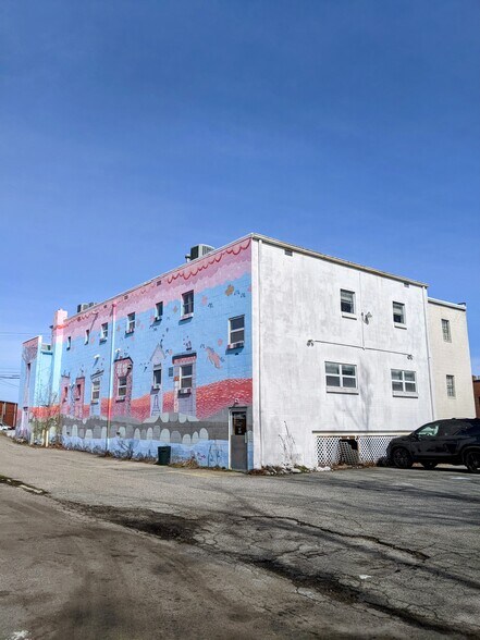 More Photos Of 2311 Westwood Ave, Richmond Office For Sale