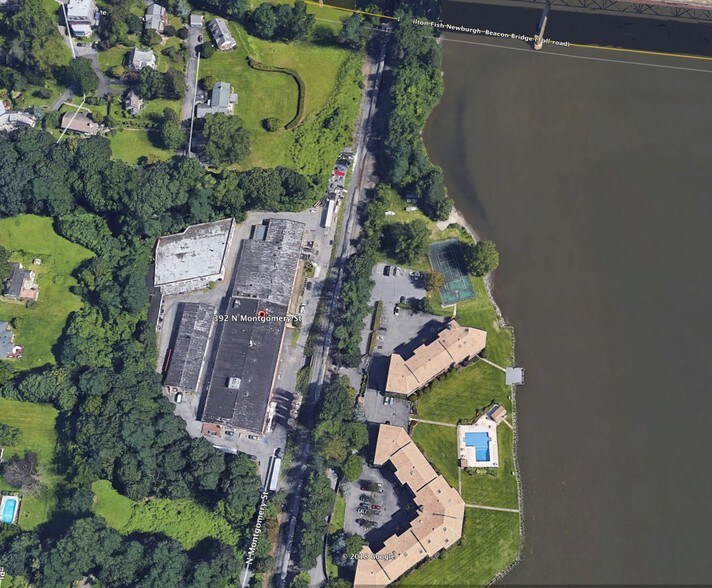 More Photos Of 392 N Montgomery St, Newburgh Manufacturing For Lease