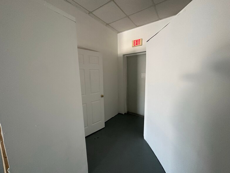 More Photos Of 3556 River Watch Pky, Augusta Storefront Retail Office For Lease