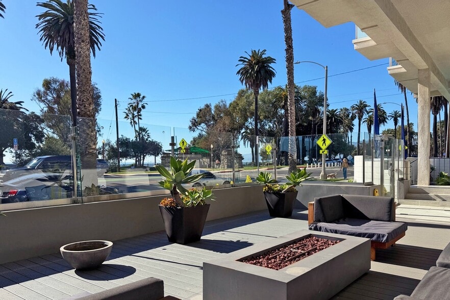 More Photos Of 901 Ocean Ave, Santa Monica Apartments For Sale