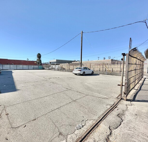 More Photos Of 2611 Nevin ave, Los Angeles Warehouse For Sale