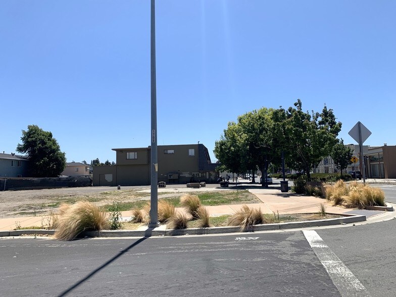 More Photos Of 133 Parker Ave, Rodeo Land For Sale