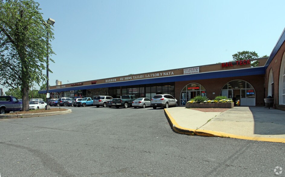 Primary Photo Of 6601-6625 Riverdale Rd, Riverdale General Retail For Lease