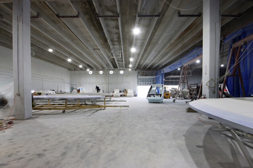 More Photos Of 2275 NW 150th St, Opa Locka Warehouse For Sale