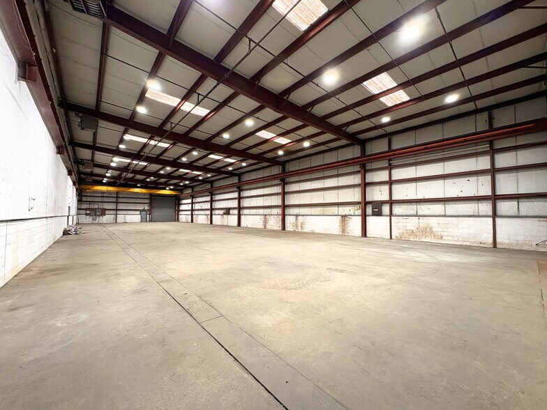 More Photos Of 5 Canale Dr, Egg Harbor Township Manufacturing For Lease