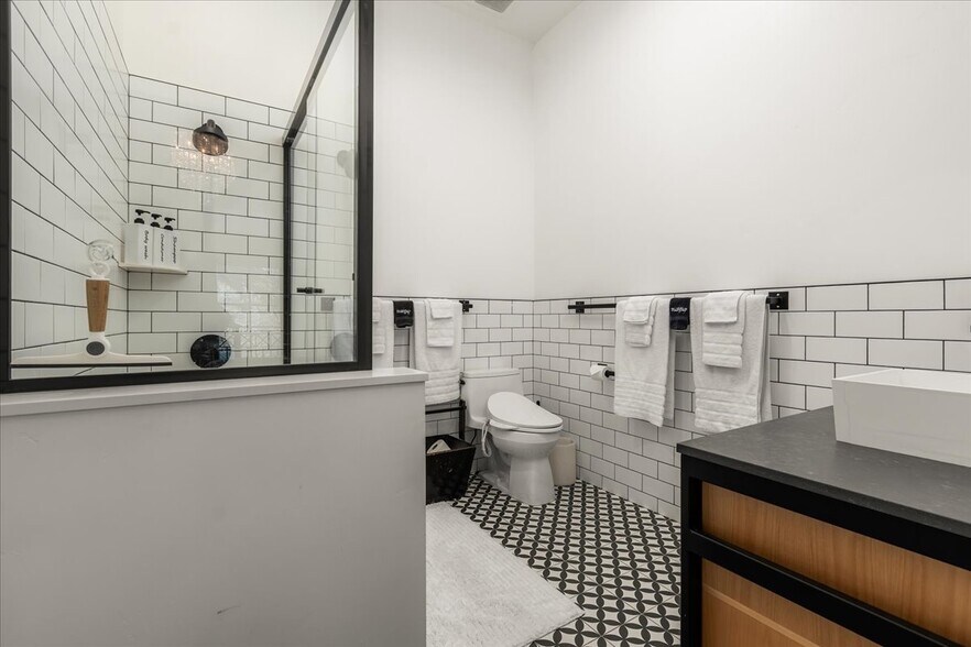 More Photos Of 224 Church St, Nevada City Office For Sale