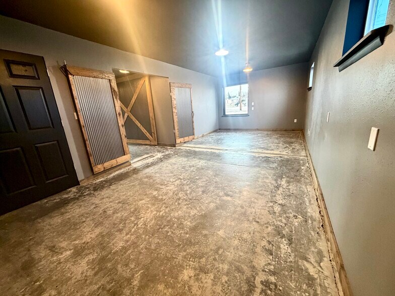 More Photos Of 315 E Railroad St, Cut Bank Sports And Entertainment For Sale