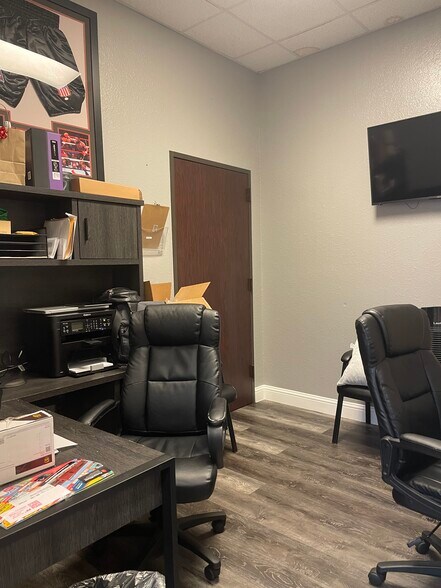 More Photos Of 2404 Smith Ranch Rd, Pearland Medical For Lease