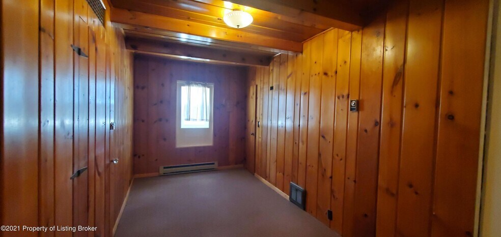 More Photos Of 28 E Main St, Halliday Specialty For Sale