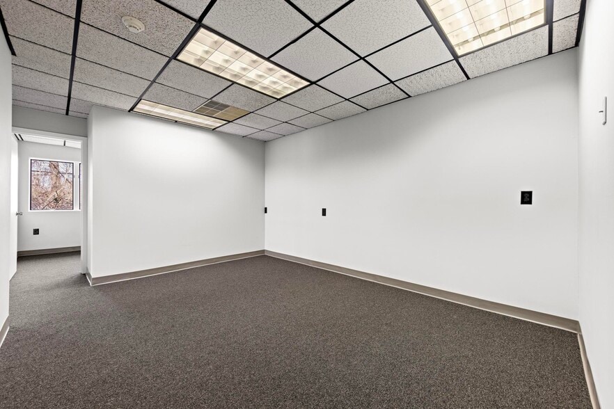 More Photos Of 675 Route 72 E, Manahawkin Office For Sale