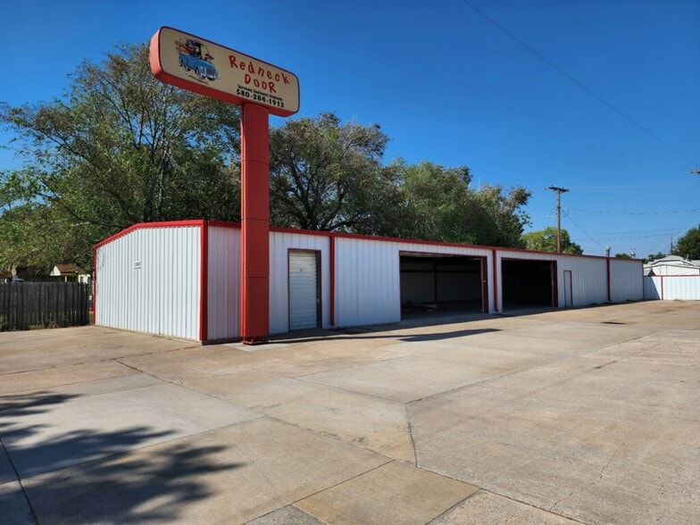Primary Photo Of 2307 SW I Ave, Lawton Warehouse For Sale