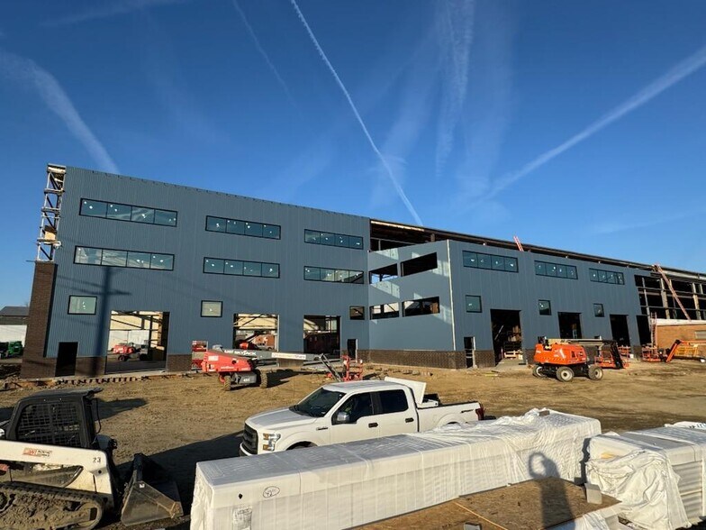 More Photos Of 1431 S Elm Eugene St, Greensboro Manufacturing For Lease