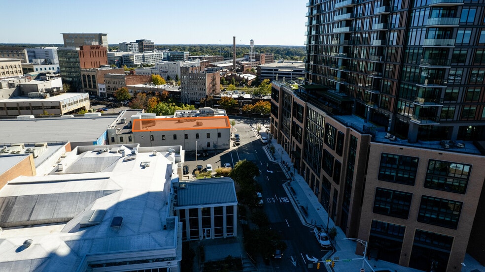 More Photos Of 108 Morris St, Durham Storefront Retail Office For Lease