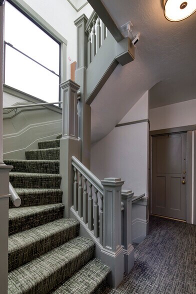 More Photos Of 449-451 9th St, San Francisco Apartments For Sale