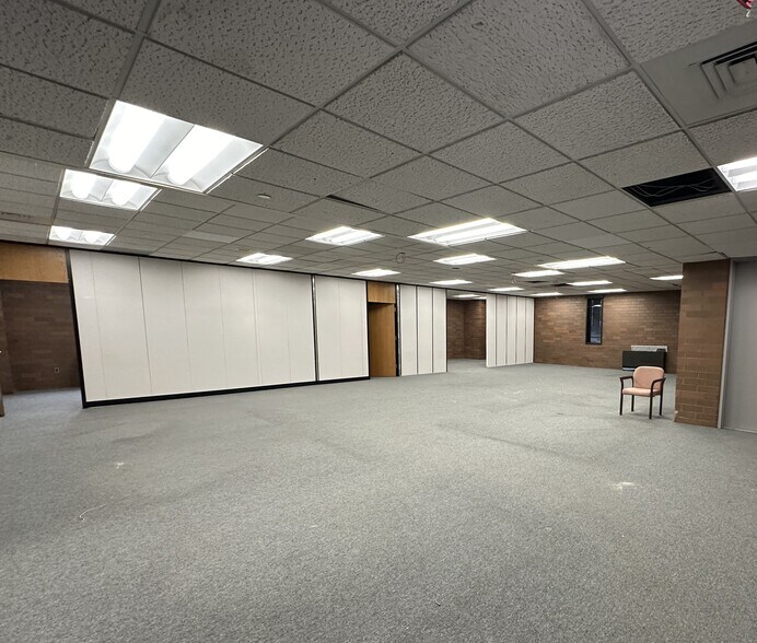 More Photos Of 101 Channel Dr, Port Washington Office For Lease
