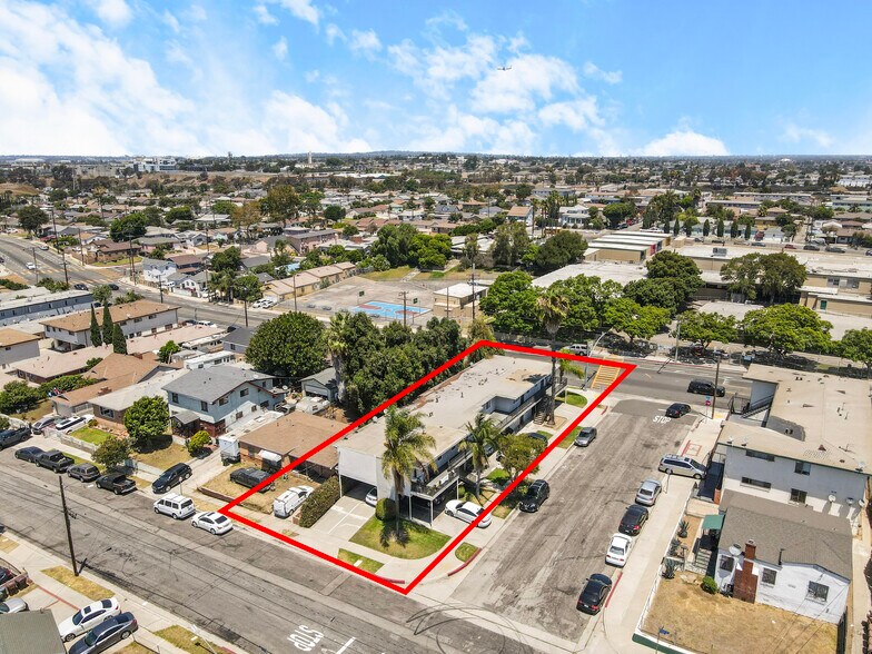 More Photos Of 12003 Berendo Ave, Los Angeles Apartments For Sale