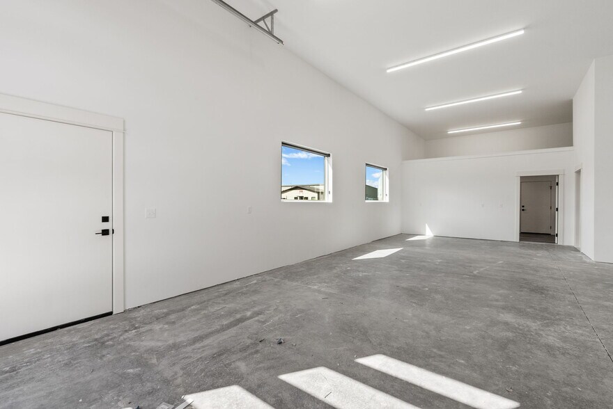 More Photos Of 202 Fletching Way, Belgrade Industrial For Sale