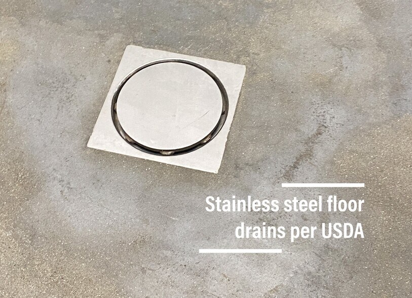 More Photos Of 2701-2719 N Harlem Ave, Chicago Food Processing For Sale