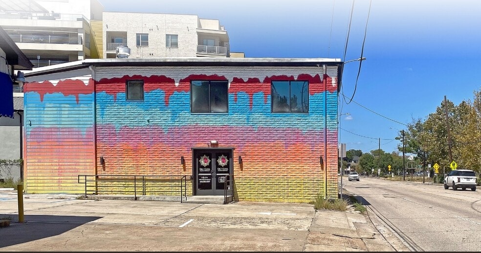 Primary Photo Of 5909 Washington Ave, Houston Storefront For Lease