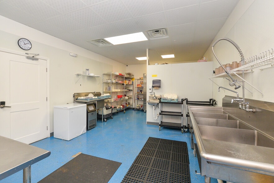 More Photos Of 4201 S 25th St, Fort Pierce Assisted Living For Sale